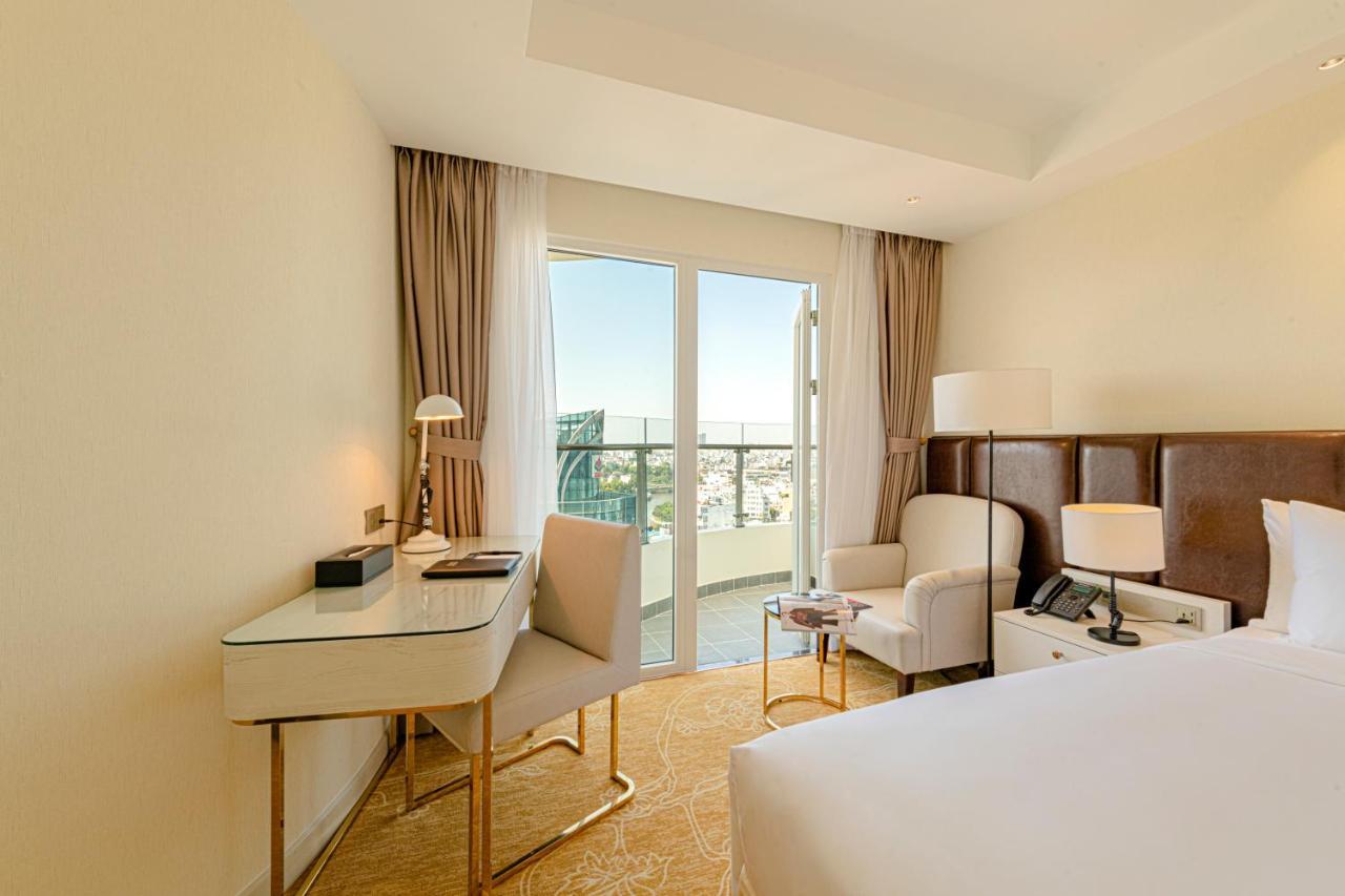 La Vela Saigon Hotel 5*